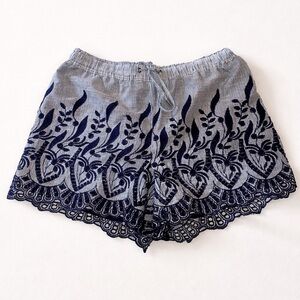 Two by Vince Camuto women’s shorts, blue/white print, sz XS